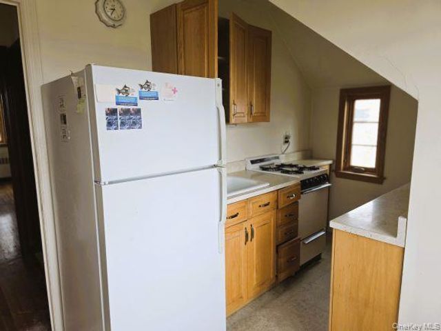 3231 Waterbury Avenue, Bronx, NY 10465