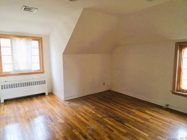 3231 Waterbury Avenue, Bronx, NY 10465