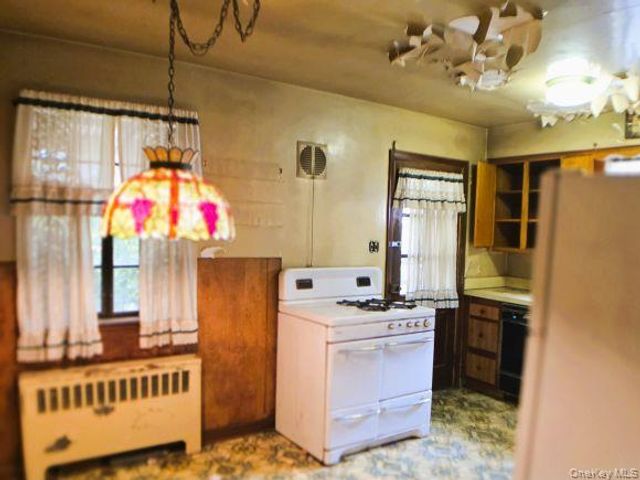 3231 Waterbury Avenue, Bronx, NY 10465