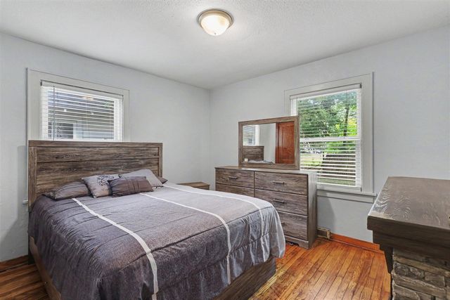 3132 5th Street, Muskegon Heights, MI 49444