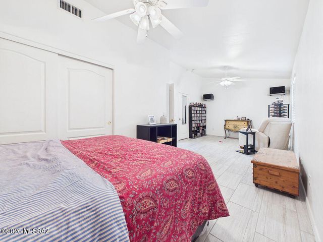 6827 S Star Ridge Place, Tucson, AZ 85757