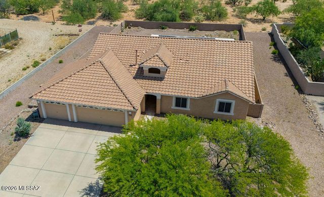 6827 S Star Ridge Place, Tucson, AZ 85757