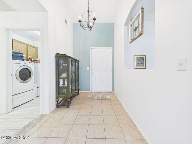 6827 S Star Ridge Place, Tucson, AZ 85757