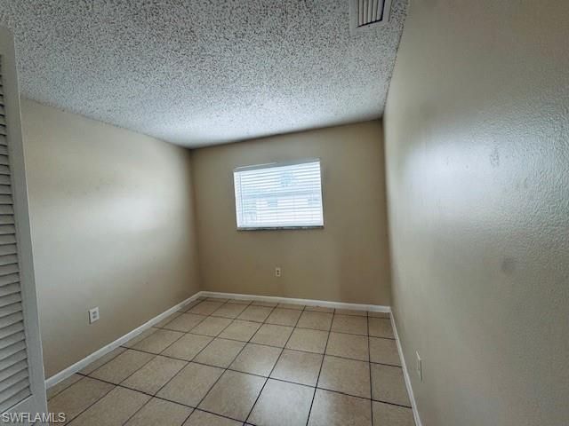 3325 Airport RD N T7, Naples, FL 34105