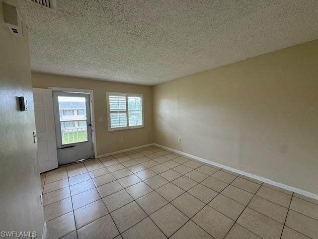 3325 Airport RD N T7, Naples, FL 34105