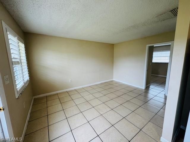 3325 Airport RD N T7, Naples, FL 34105