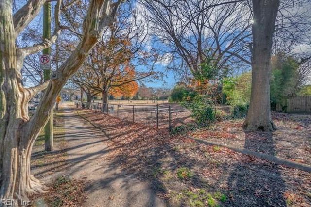 410 Delaware Ave Apt 101, Norfolk, VA 23508