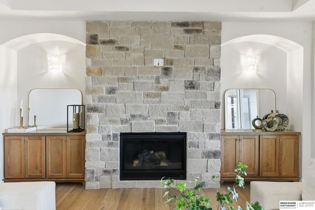 5404 N 196th Avenue, Elkhorn, NE 68022