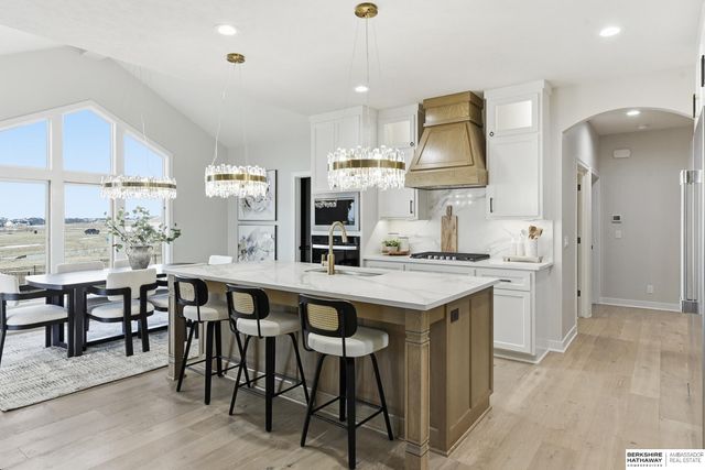 5404 N 196th Avenue, Elkhorn, NE 68022