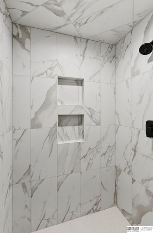 5404 N 196th Avenue, Elkhorn, NE 68022