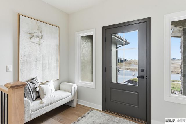 5404 N 196th Avenue, Elkhorn, NE 68022