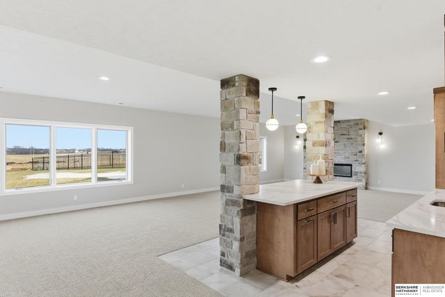 5404 N 196th Avenue, Elkhorn, NE 68022