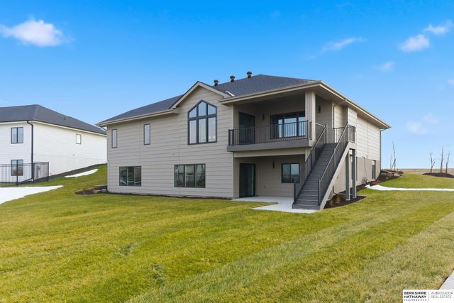 5404 N 196th Avenue, Elkhorn, NE 68022