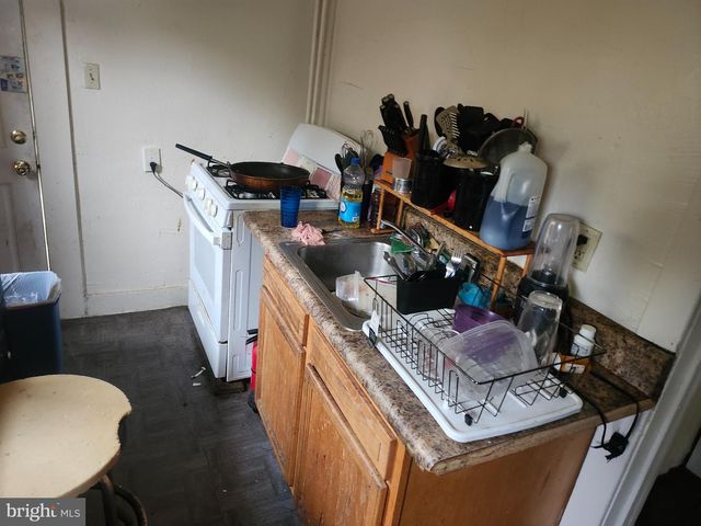2154 BROWNING RD, Pennsauken, NJ 08110