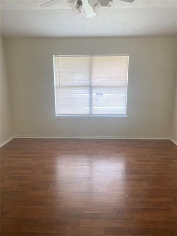 13064 Peppergate Lane, Houston, TX 77044