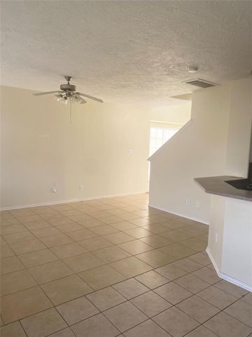 13064 Peppergate Lane, Houston, TX 77044
