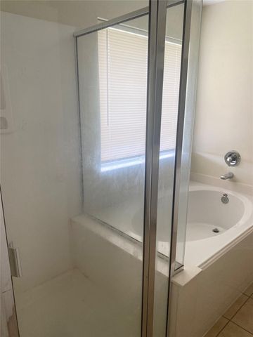 13064 Peppergate Lane, Houston, TX 77044