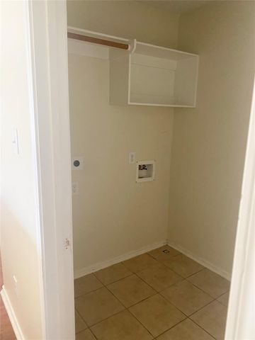 13064 Peppergate Lane, Houston, TX 77044