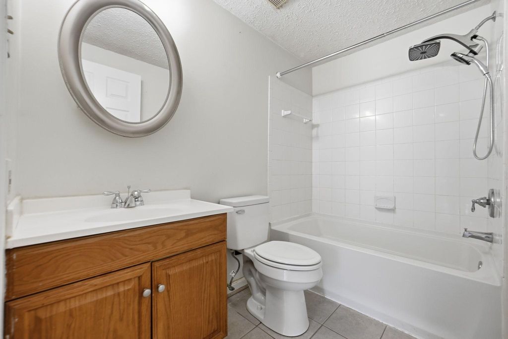 Image 18 of property listing at 10300 FORESTGROVE LN, Bowie, MD 20721