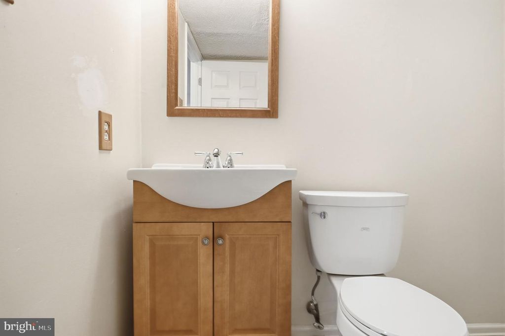 Image 22 of property listing at 10300 FORESTGROVE LN, Bowie, MD 20721