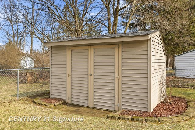 225 Strieter Drive, James Twp, MI 48609