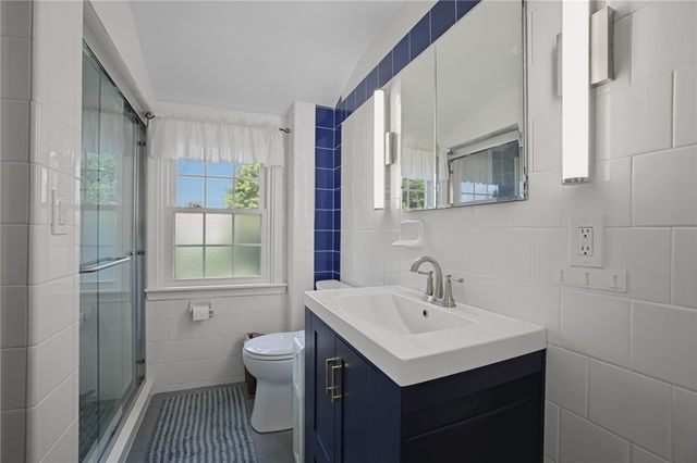 37 Nelson Road, Cranston, RI 02921