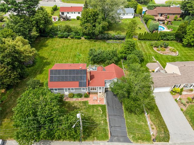 37 Nelson Road, Cranston, RI 02921