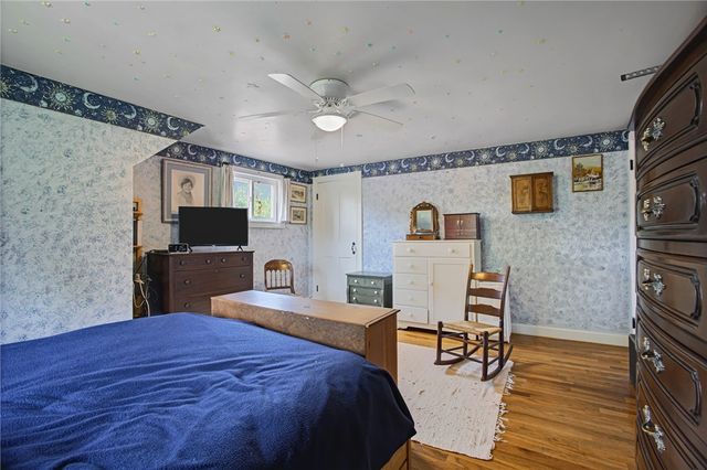 37 Nelson Road, Cranston, RI 02921