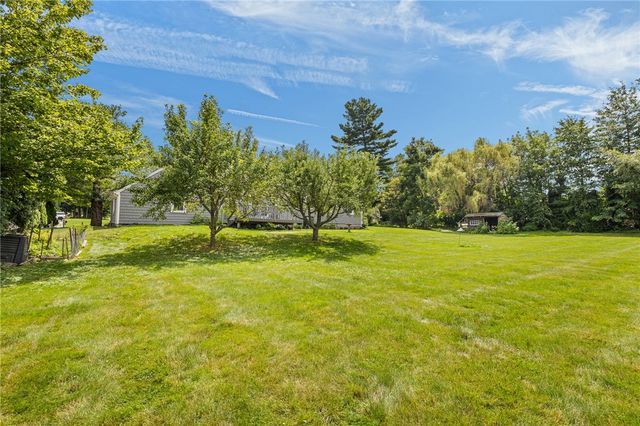 37 Nelson Road, Cranston, RI 02921