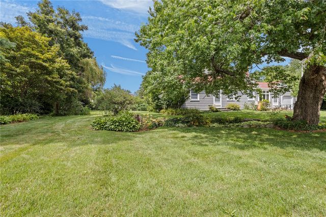 37 Nelson Road, Cranston, RI 02921
