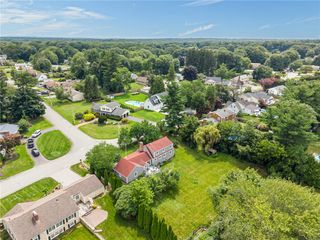 37 Nelson Road, Cranston, RI 02921