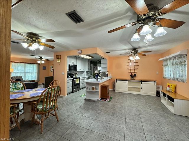 15830 Jade CT N, North Fort Myers, FL 33917