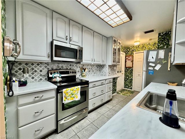 15830 Jade CT N, North Fort Myers, FL 33917