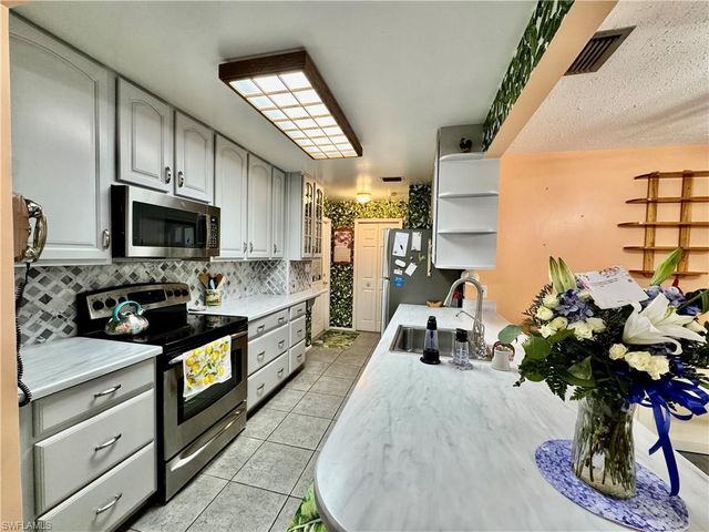 15830 Jade CT N, North Fort Myers, FL 33917