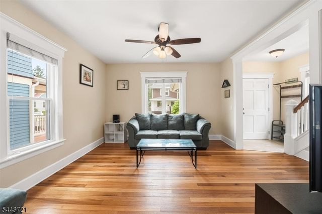 9 S Middaugh St, Somerville Boro, NJ 08876