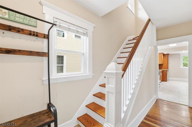 9 S Middaugh St, Somerville Boro, NJ 08876