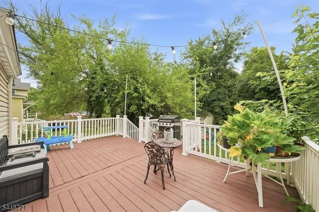 9 S Middaugh St, Somerville Boro, NJ 08876