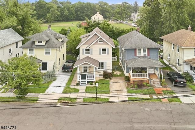 9 S Middaugh St, Somerville Boro, NJ 08876
