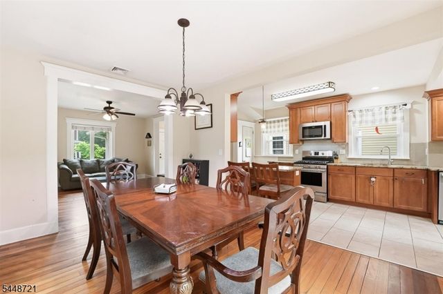 9 S Middaugh St, Somerville Boro, NJ 08876