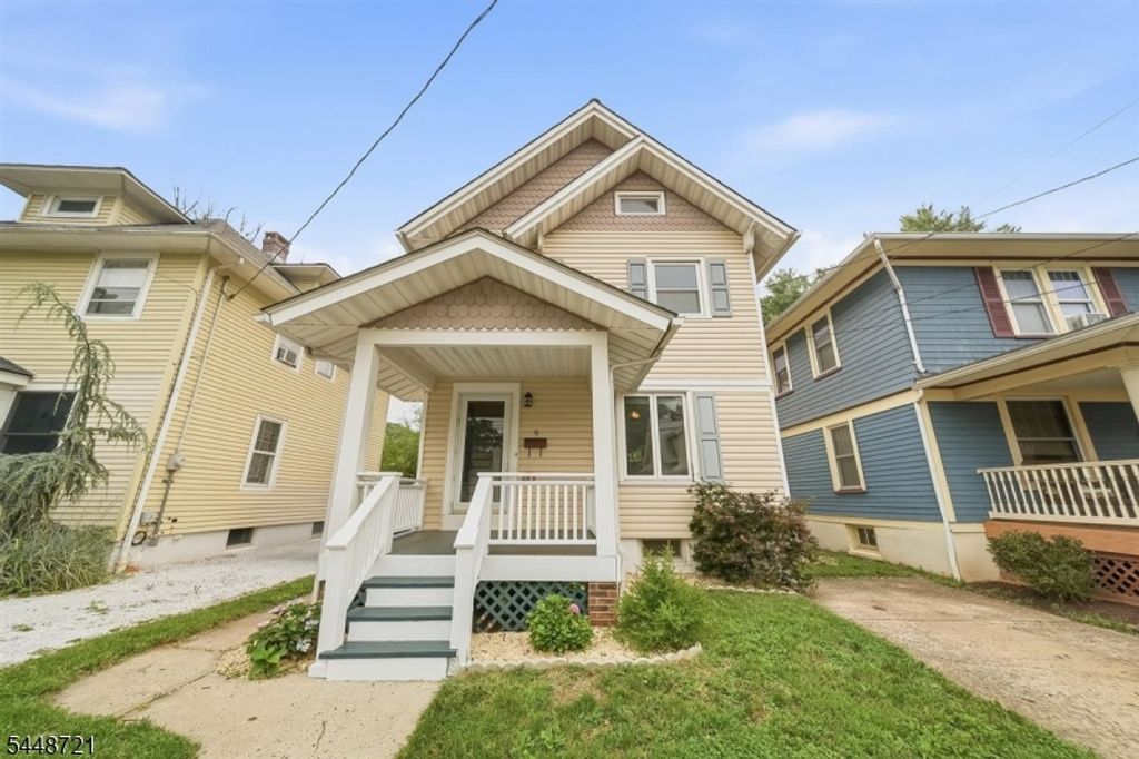 9 S Middaugh St, Somerville Boro, NJ 08876