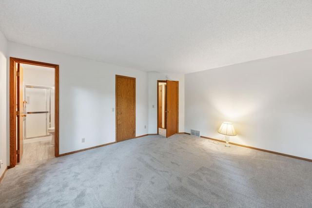 1264 Vildmark Drive, Eagan, MN 55123