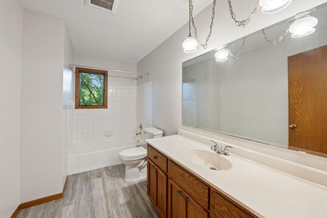 1264 Vildmark Drive, Eagan, MN 55123
