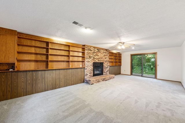 1264 Vildmark Drive, Eagan, MN 55123