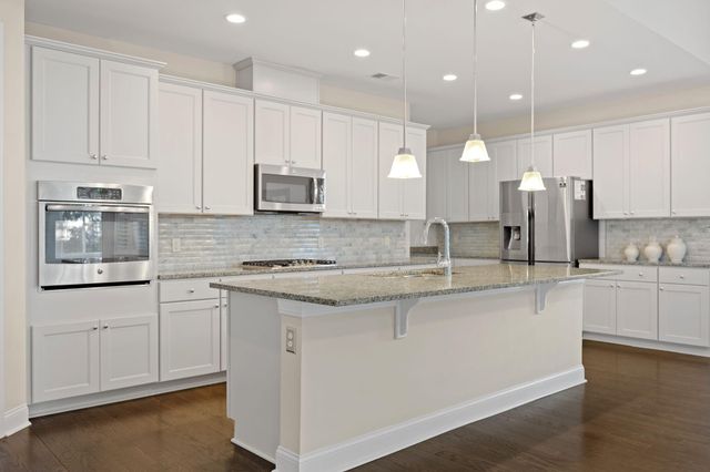 2012 Redback Drive, Summerville, SC 29483