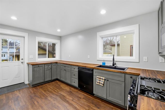 1059 Martin Luther King Jr Street, Grand Rapids, MI 49507