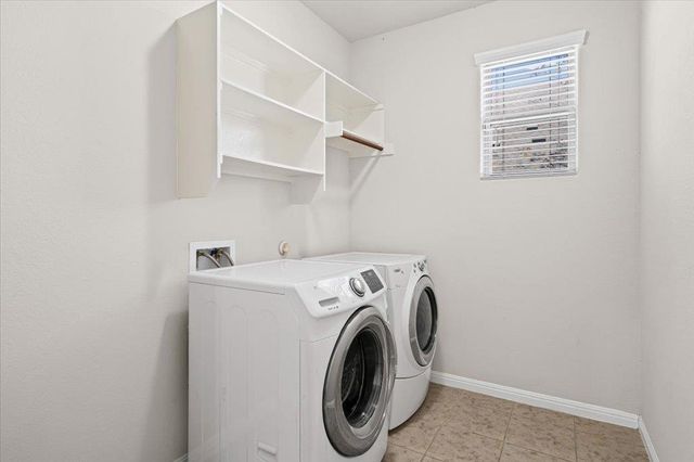 2721 Garlic Creek DR, Buda, TX 78610