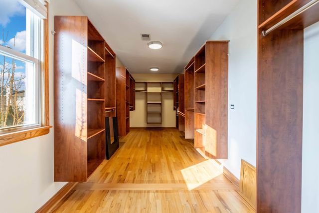 7920 Natoma Avenue, Burbank, IL 60459