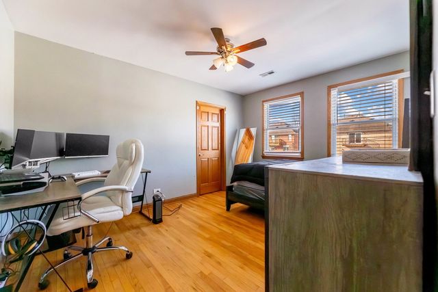 7920 Natoma Avenue, Burbank, IL 60459