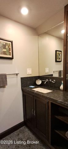 2328 Village Dr, Louisville, KY 40205