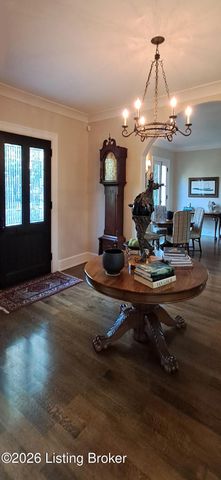 2328 Village Dr, Louisville, KY 40205